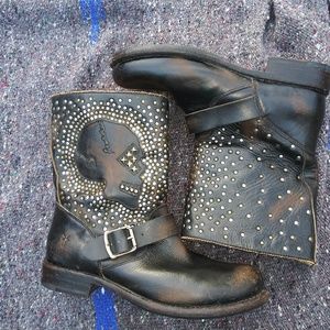 Frye Women's Weathered Leathered Boots size 9B